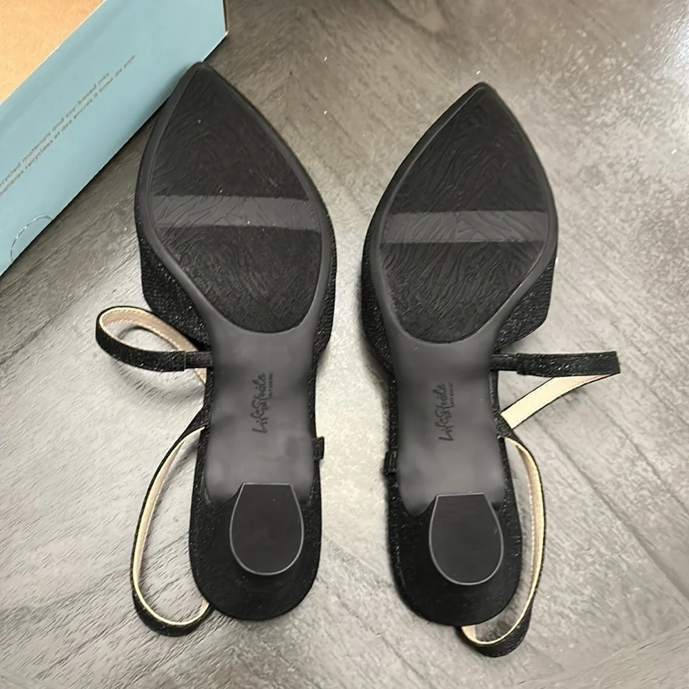 LIFESTRIDE Minimalist Slingback Pumps (WIDE)